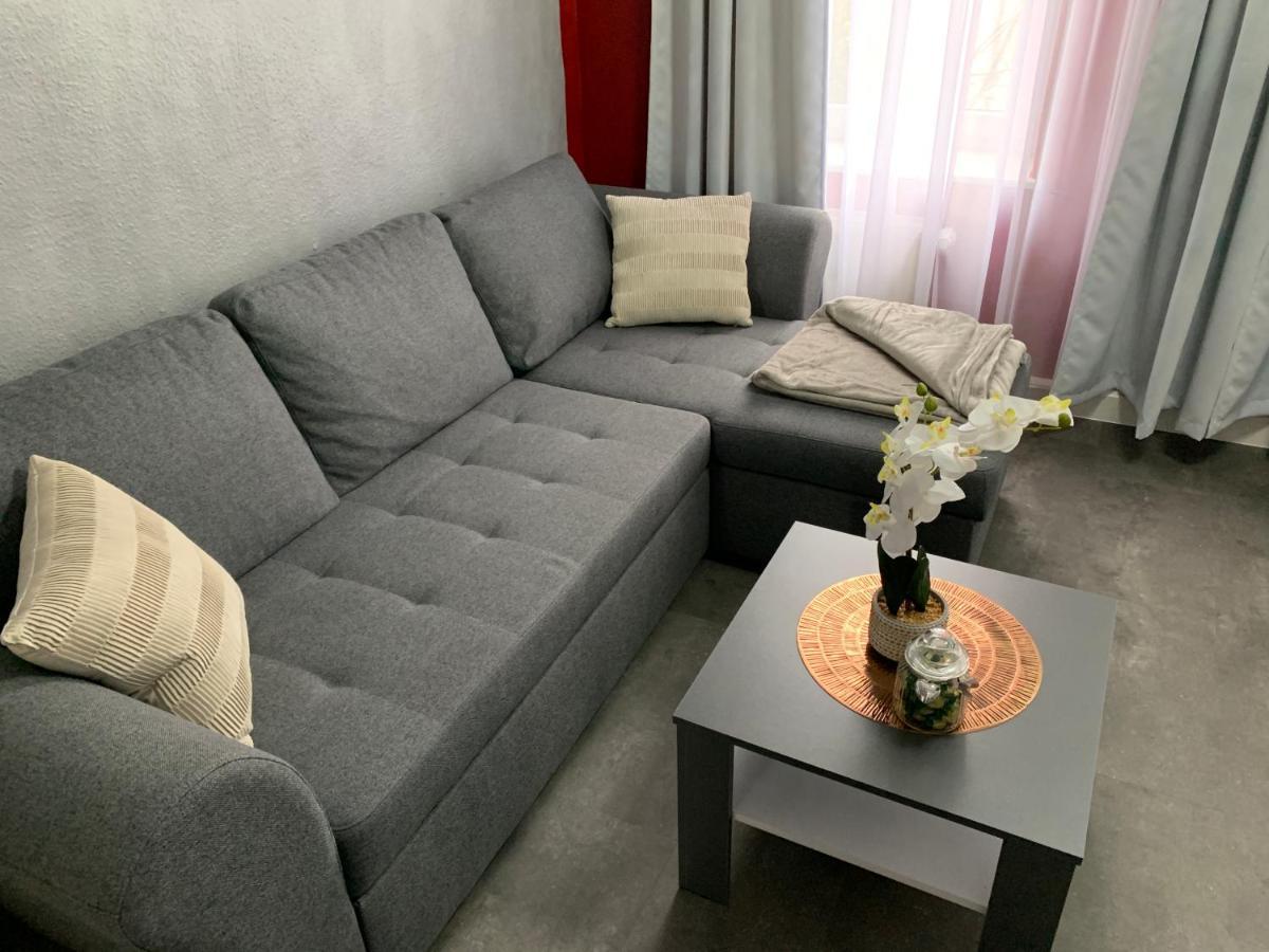 Exklusive Stadtwohnung Am Elbradweg: Best-Preis-Fewo Rathausblick 1 Fuer Max. 3 Pers. Inkl. Wlan, Prime Video & Self Check-In فيتينبيرغ المظهر الخارجي الصورة