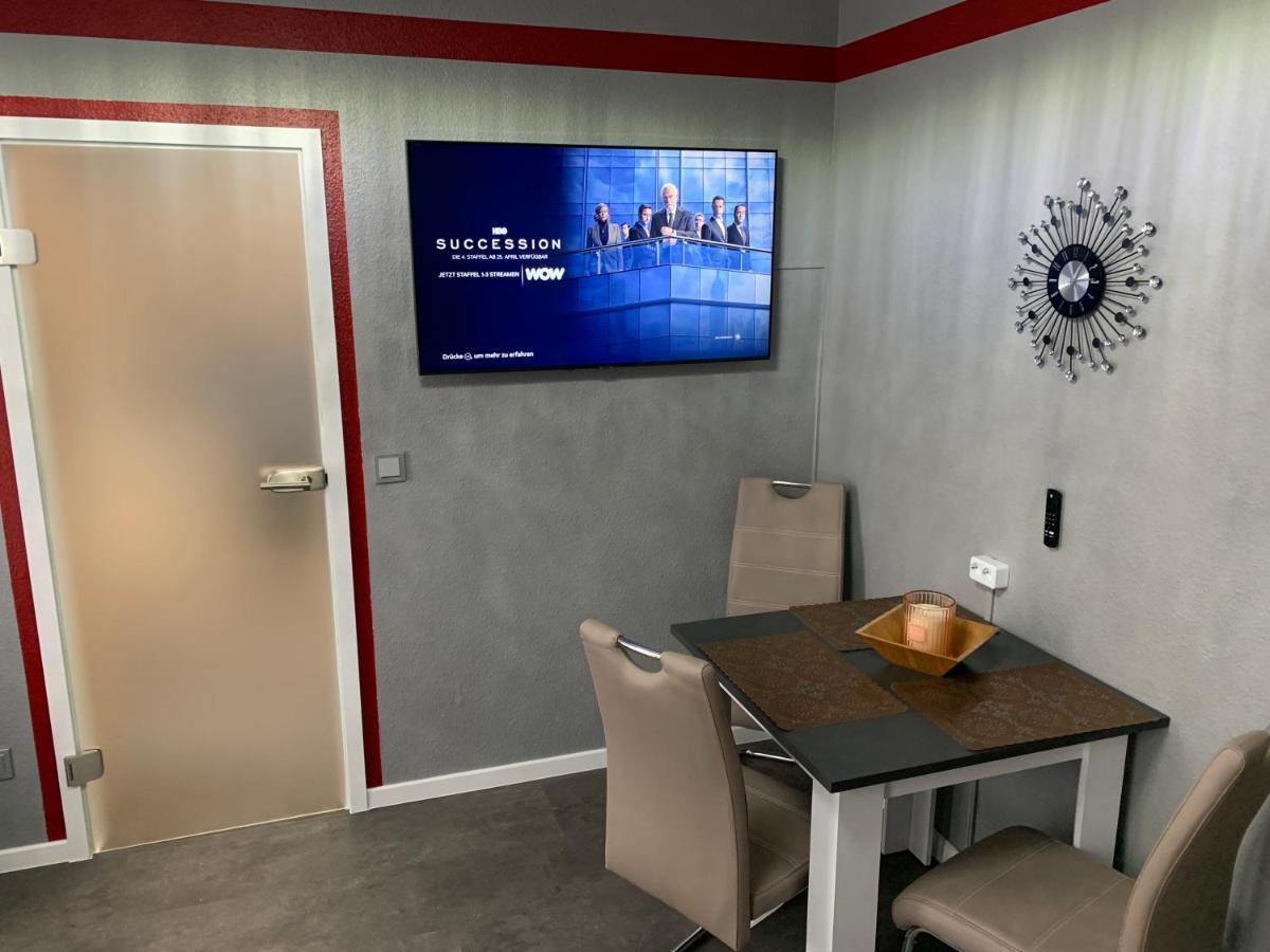 Exklusive Stadtwohnung Am Elbradweg: Best-Preis-Fewo Rathausblick 1 Fuer Max. 3 Pers. Inkl. Wlan, Prime Video & Self Check-In فيتينبيرغ المظهر الخارجي الصورة