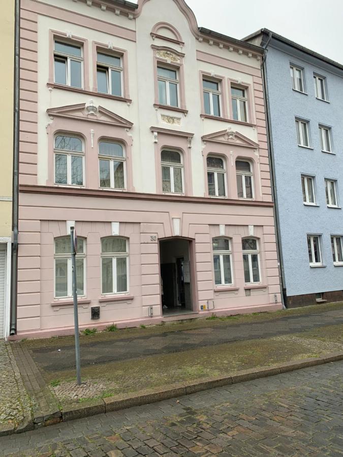 Exklusive Stadtwohnung Am Elbradweg: Best-Preis-Fewo Rathausblick 1 Fuer Max. 3 Pers. Inkl. Wlan, Prime Video & Self Check-In فيتينبيرغ المظهر الخارجي الصورة